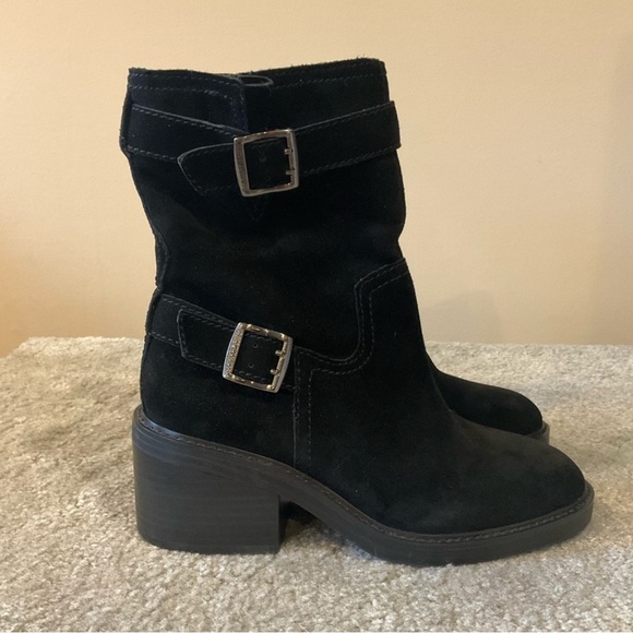 Vince Camuto Vergila Suede Leather Bootie - Picture 1 of 12